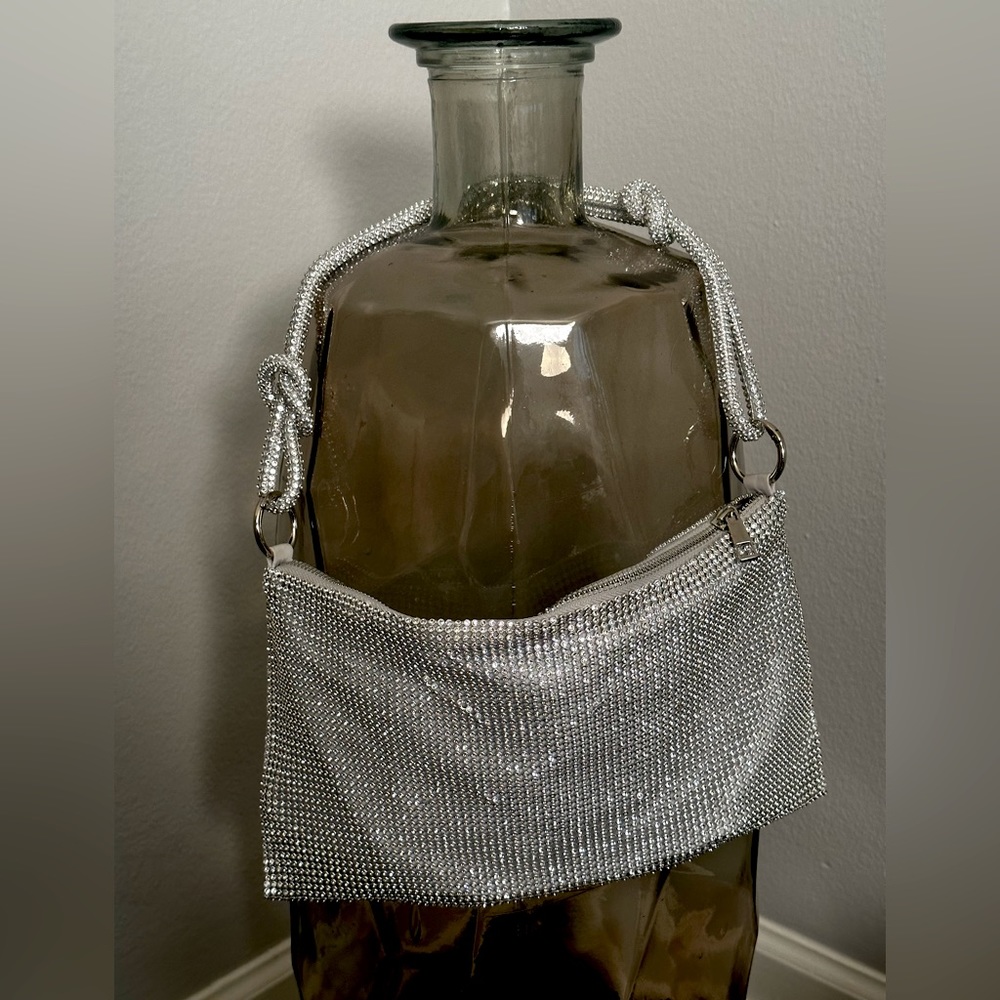 Brand new shimmer night out bag 🪩💎